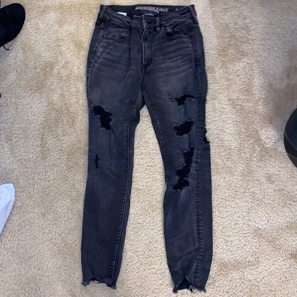 American Eagle Super Stretch Distressed Jegging
